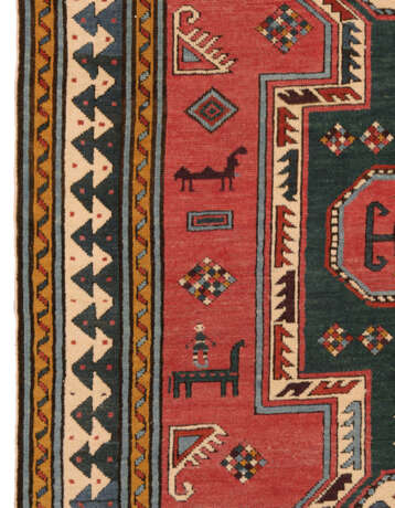 A SHIRVAN LONG RUG - Foto 4