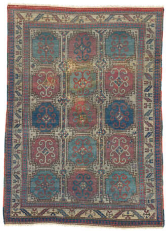 A MOGHAN RUG - photo 5