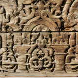 AN IMPORTANT CARVED WOODEN FRIEZE - фото 3