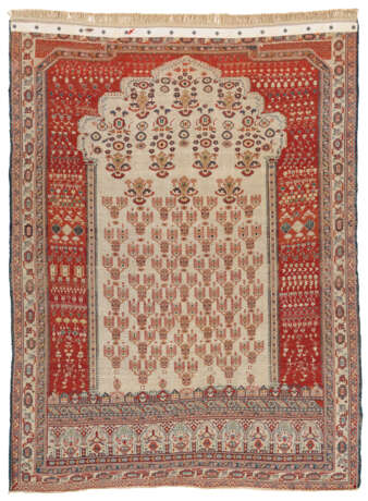 A SILK TABRIZ PRAYER RUG - фото 6