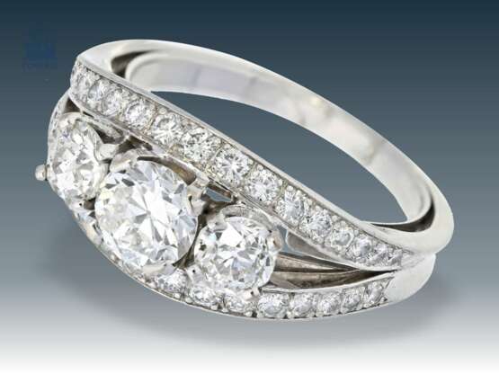 Ring: ausgefallen schöner vintage Goldschmiedering mit hochwertigen Altschliffdiamanten, Platin - photo 2