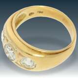 Ring: alter Goldschmiedering mit 3 schönen Brillanten von zusammen ca. 1,65ct - Foto 2
