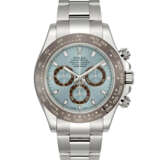 ROLEX. AN IMPRESSIVE PLATINUM AUTOMATIC CHRONOGRAPH WRISTWATCH WITH BRACELET - фото 1