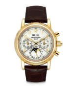 Ewiger Kalender. PATEK PHILIPPE. A RARE 18K GOLD PERPETUAL CALENDAR SPLIT SECONDS CHRONOGRAPH WRISTWATCH WITH MOON PHASES, 24 HOUR AND LEAP YEAR INDICATION