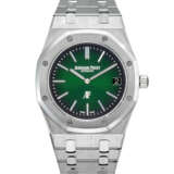 AUDEMARS PIGUET. A VERY RARE PLATINUM AUTOMATIC WRISTWATCH WITH DATE, BRACELET AND GREEN DIAL - photo 1