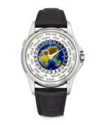 Acrylglas. PATEK PHILIPPE. A RARE 18K WHITE GOLD AUTOMATIC WORLD TIME WRISTWATCH WITH CLOISONN&#201; ENAMEL DIAL