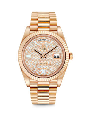 ROLEX. A RARE 18K PINK GOLD AND DIAMOND-SET AUTOMATIC WRISTWATCH WITH SWEEP CENTRE SECONDS, DAY, DATE AND BRACELET - фото 1