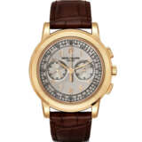 PATEK PHILIPPE. A RARE 18K PINK GOLD CHRONOGRAPH WRISTWATCH - photo 1