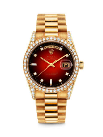 ROLEX. A RARE 18K GOLD AND DIAMOND-SET AUTOMATIC WRISTWATCH WITH SWEEP CENTRE SECONDS, DAY, DATE AND BRACELET - фото 1