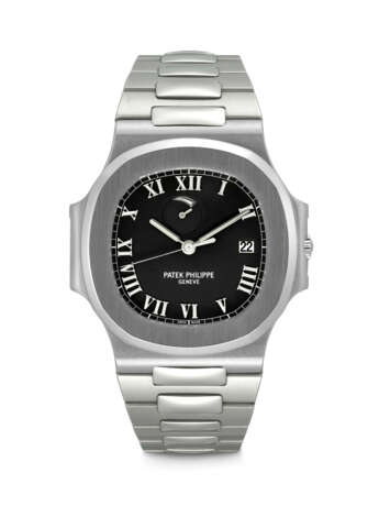 PATEK PHILIPPE. A STAINLESS STEEL AUTOMATIC WRISTWATCH WITH SWEEP CENTRE SECONDS, POWER RESERVE, DATE AND BRACELET - фото 1