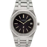 AUDEMARS PIGUET. A RARE STAINLESS STEEL AUTOMATIC WRISTWATCH WITH DATE AND BRACELET - фото 1