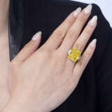 COLOURED DIAMOND AND DIAMOND RING, MOUNT BY BULGARI - photo 3