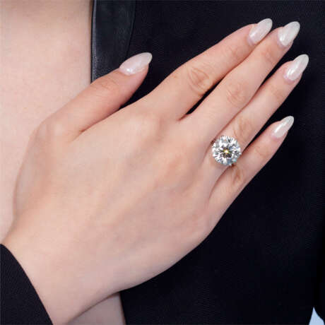 DIAMOND RING, MOUNT BY TIFFANY & CO. - photo 3