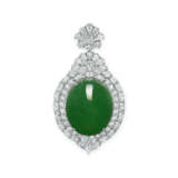 JADEITE AND DIAMOND PENDANT - Foto 1