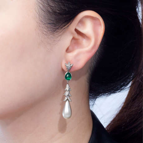 NATURAL PEARL, EMERALD AND DIAMOND EARRINGS - Foto 2