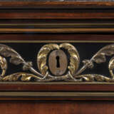 A SWEDISH BRASS-MOUNTED MAHOGANY COMMODE - фото 6