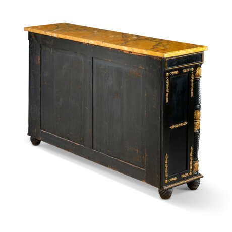 A REGENCY ORMOLU-MOUNTED BLACK AND GILT-JAPANNED PAPIER MACHE, EBONISED AND MAHOGANY SIDE CABINET - фото 3