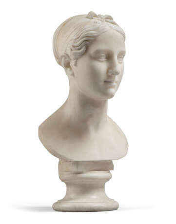 A WHITE MARBLE BUST OF VITTORIA CALDONI - photo 3