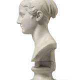 A WHITE MARBLE BUST OF VITTORIA CALDONI - photo 4