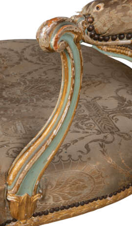 A SET OF FOUR GEORGE III GREEN-PAINTED AND PARCEL-GILT OPEN ARMCHAIRS - photo 5