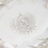 A GEORGE III SILVER BASKET - фото 3