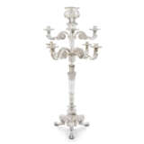 A VICTORIAN SILVER NINE-LIGHT CANDELABRUM - Foto 1