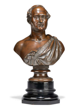 A VICTORIAN PATINATED-BRONZE BUST OF ALBERT, PRINCE CONCORT - фото 1