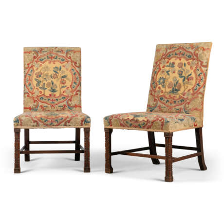 A PAIR OF GEORGE III MAHOGANY AND NEEDLEWORK SIDE CHAIRS - photo 1