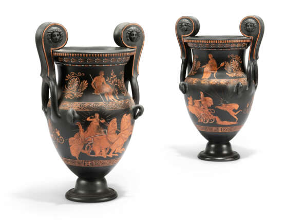 A PAIR OF WEDGWOOD BLACK BASALT ENCAUSTIC-DECORATED VOLUTE KRATER VASES - фото 1