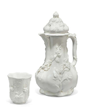 A CHELSEA (TRIANGLE PERIOD) WHITE 'TEAPLANT' BALUSTER COFFEE-POT AND DOMED COVER - photo 1