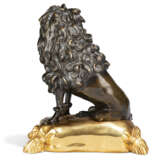 A FRENCH PATINATED-BRONZE AND ORMOLU POODLE - фото 3