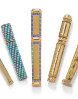 A GROUP OF FIVE FRENCH AND SWISS GOLD NEEDLE CASES