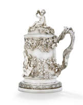 A VICTORIAN LARGE SILVER TANKARD