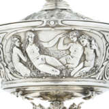 A VICTORIAN LARGE SILVER CUP AND COVER - photo 3