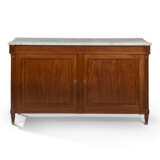 A LATE LOUIS XVI MAHOGANY COMMODE A VANTAUX - photo 1