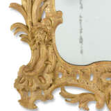 A GEORGE II GILTWOOD MIRROR - photo 4