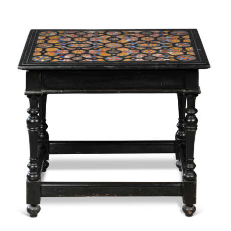 AN ITALIAN PIETRE DURE AND SILVER-INLAID TABLE TOP - photo 6