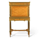 A LOUIS XVI ORMOLU-MOUNTED AMARANTH AND BOIS CITRONNIER SECRETAIRE A ABATTANT - фото 1