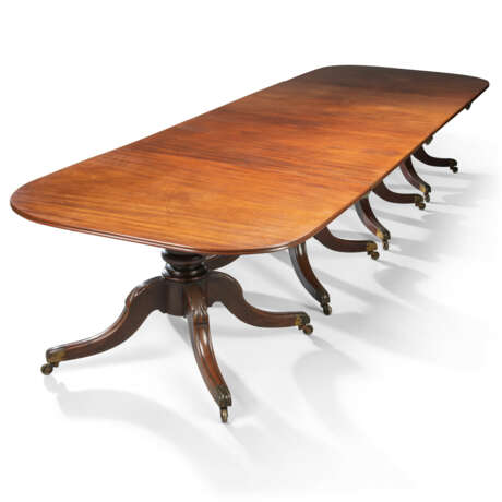 A GEORGE IV MAHOGANY FOUR-PEDESTAL DINING-TABLE - photo 1