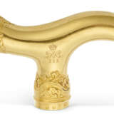 A GEORGE III ROYAL GOLD CANE HANDLE - Foto 1