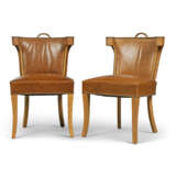 A SET OF TEN MODERN OAK 'CASINO' DINING-CHAIRS - фото 2