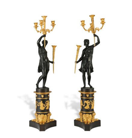 A PAIR OF EMPIRE ORMOLU AND PATINATED BRONZE FIVE-LIGHT CANDELABRA - фото 1