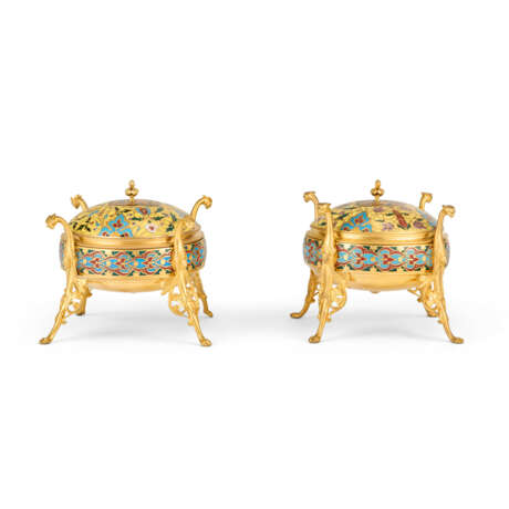 A GROUP OF FRENCH ORMOLU AND CHAMPLEVE ENAMEL ARTICLES - photo 6