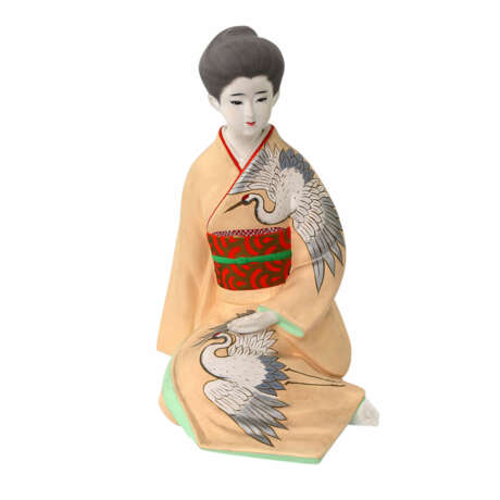 Dekorative Porzellanfigur einer Geisha. JAPAN, 20. Jahrhundert - photo 1