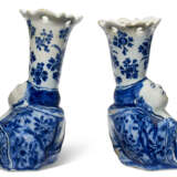 A PAIR OF DUTCH DELFT BLUE AND WHITE MODELS OF BUDDHAS - photo 4