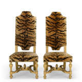 A PAIR OF WILLIAM AND MARY CARVED GILTWOOD SIDE CHAIRS - Foto 3