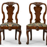 A PAIR OF GEORGE II WALNUT SIDE CHAIRS - photo 2