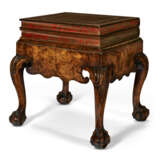 A GEORGE I WALNUT CLOSE STOOL - photo 1