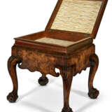 A GEORGE I WALNUT CLOSE STOOL - photo 2