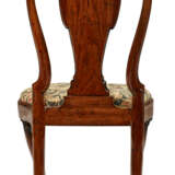 A GEORGE I BURR WALNUT SIDE CHAIR - photo 4